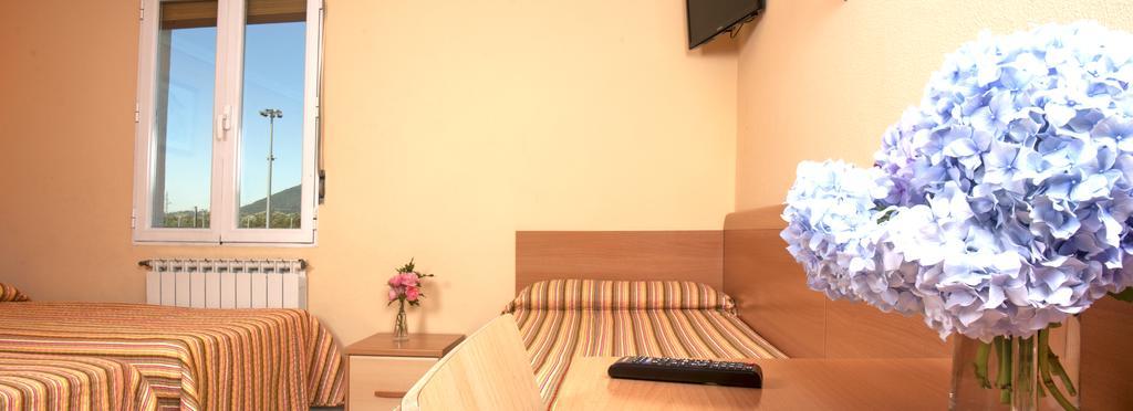 Hostal Europa Pension Irun Zewnętrze zdjęcie