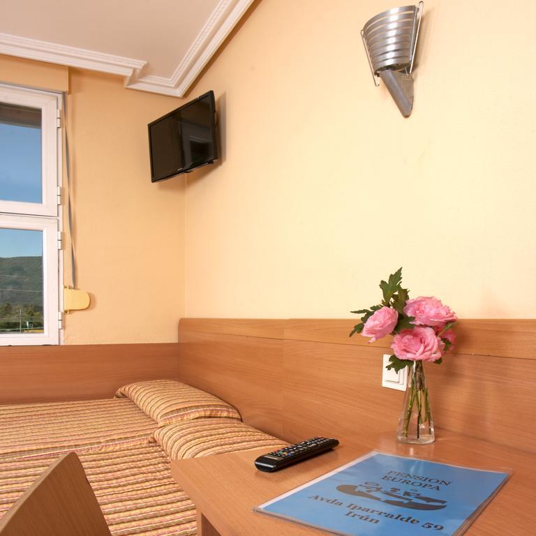 Hostal Europa Pension Irun Zewnętrze zdjęcie