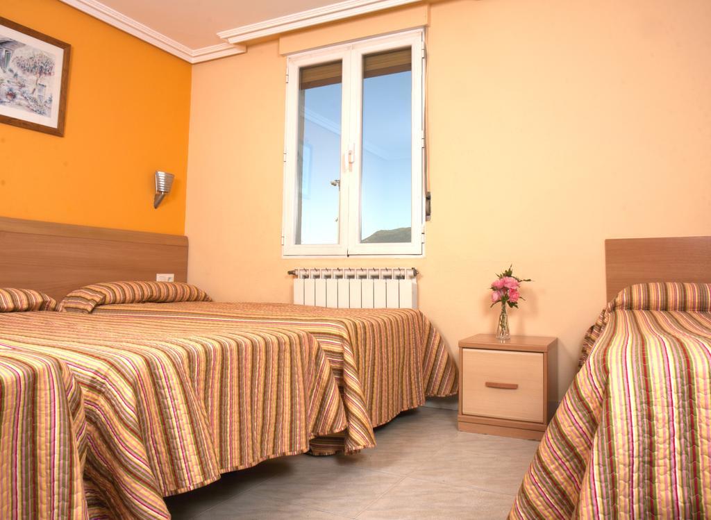 Hostal Europa Pension Irun Zewnętrze zdjęcie